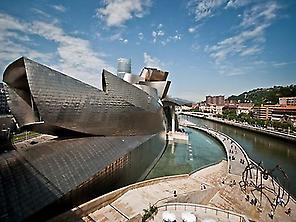 Visita panorámica y paseo al Casco Viejo de Bilbao