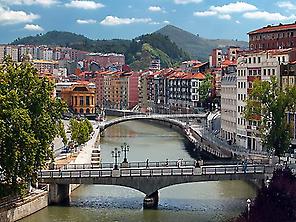 Basque Country 3 Capitals Tour by Coach From Bilbao 7-Day 