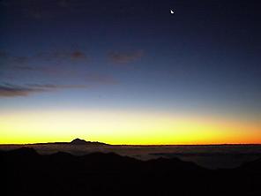 The stargazing tour: two days independent walking - an overnight in a romantic mountain refuge
