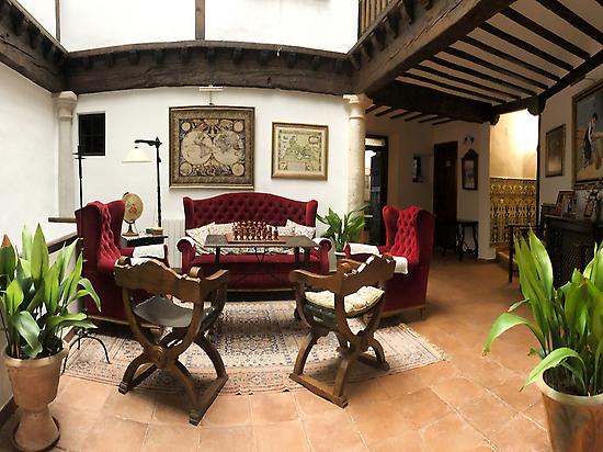 The interior patio of Casa de la Torre
