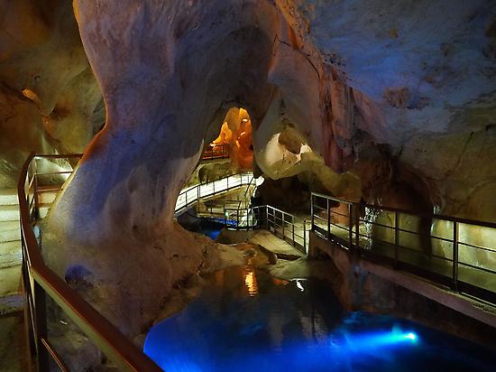 Treasures Cave inside