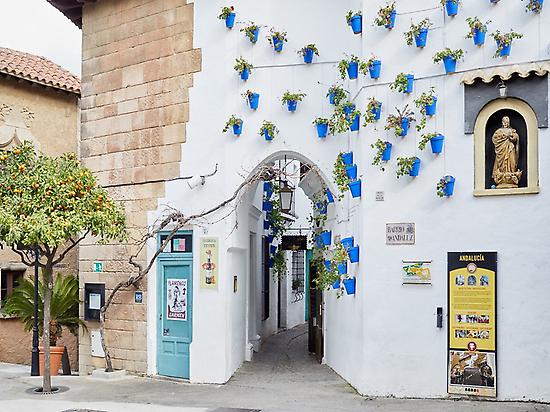 Entrance to our beautiful Calle Arcos