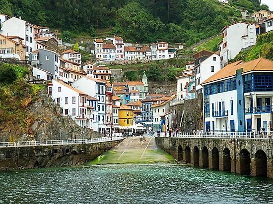 Port of Cudillero