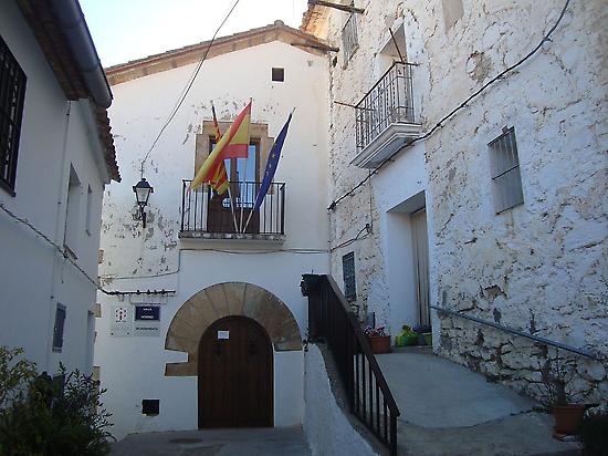 Castillo de Villamalefa Town Hall