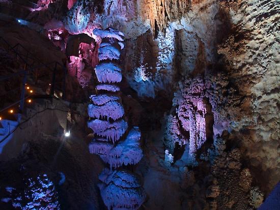 Interior de las cuevas del Canelobre