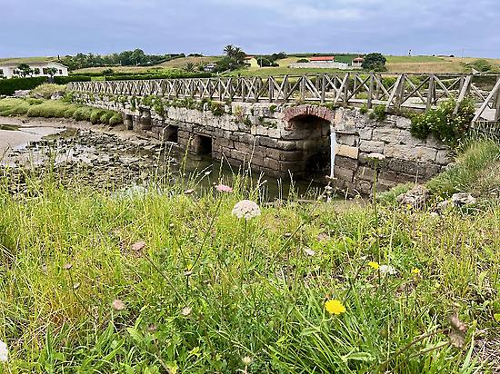 Bridge of the old tide mill