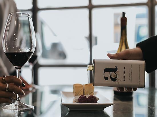 Cata 4 vinos con producto seleccionado