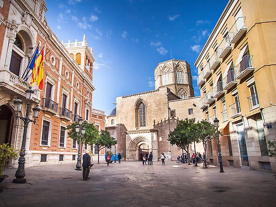 essentials of valencia and its world heritages sites