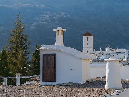 WHITE VILLAGES OF GRANADA