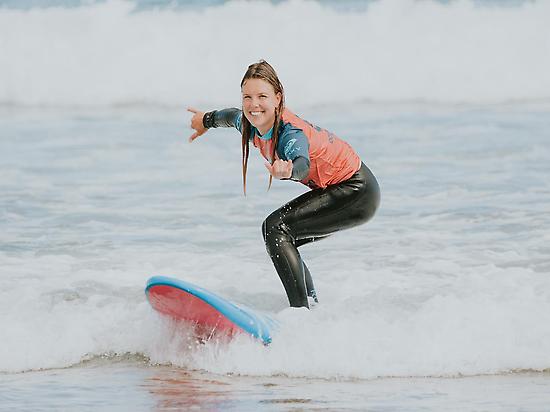 Learn to Surf in Las Canteras