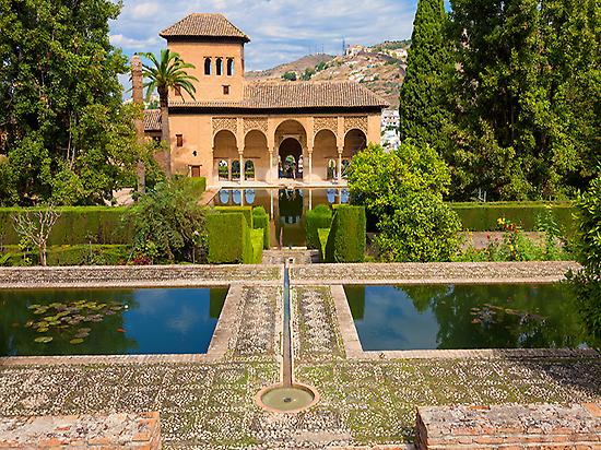 Palacio de Partal  Alhambra de Granada