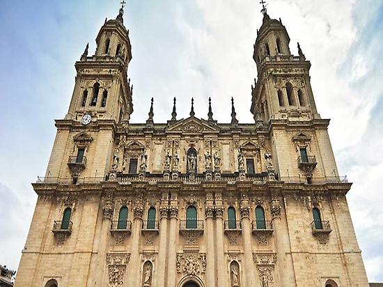 Jaén Walking Tour: Cathedral and Old Qua