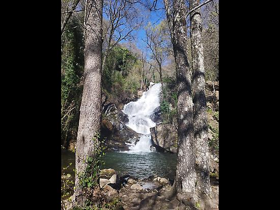Nogaledas Waterfall

