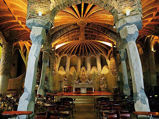 Premium Montserrat e Gaudí