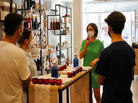 oil tasting