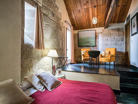 View of the room.