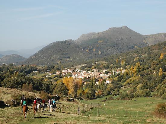 Riding along the Tormes River Valley